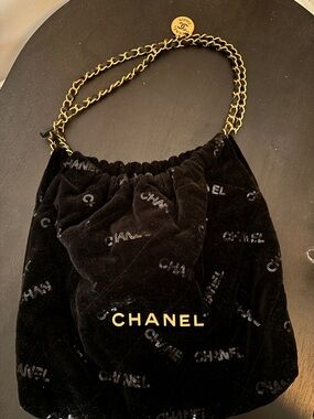 CHANEL 2022 Velvet Sequin 22 Hobo | Velvet Drawstring Shoulder Bag with Gold